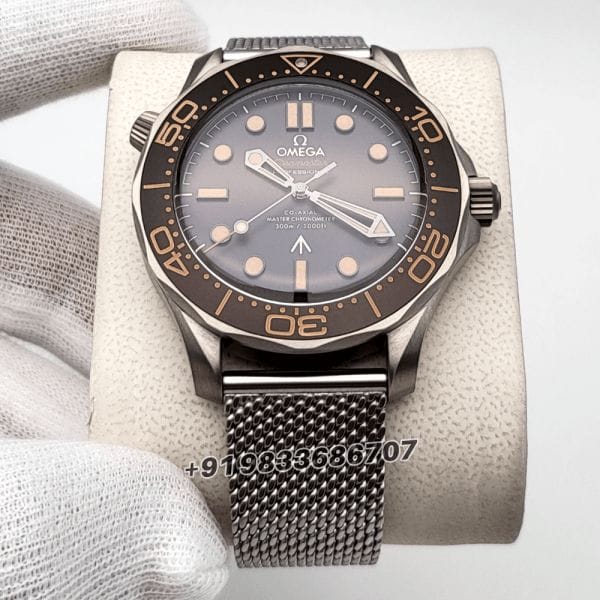 OmegaSeamasterDiver300MJamesBond007EditionNoTimetoDieTitaniumOnTitaniumBrownDial42mmExact_1